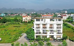 Lotus Hotel Ninh Bình